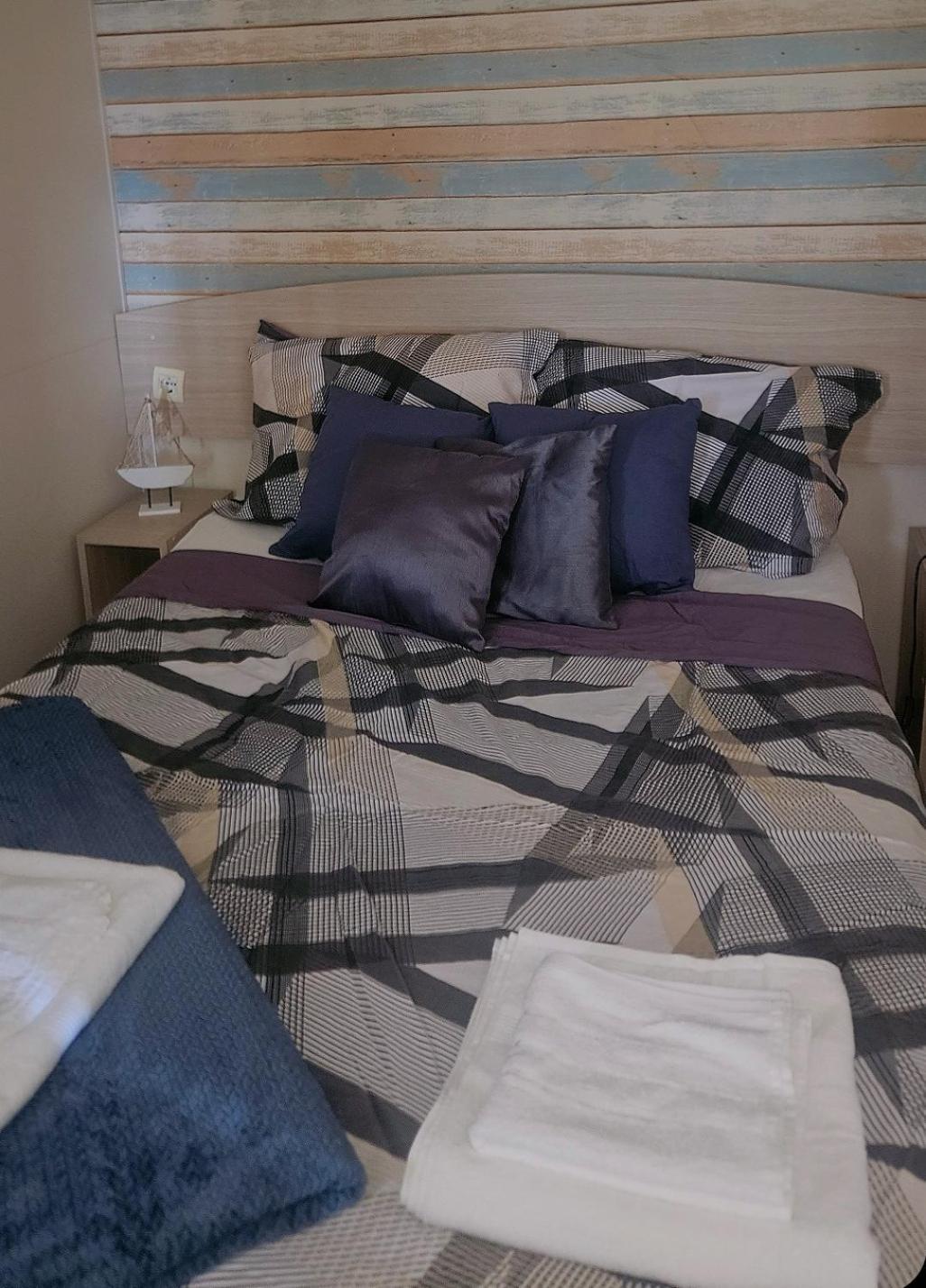 Mobile Home Relax Klenovica Luaran gambar